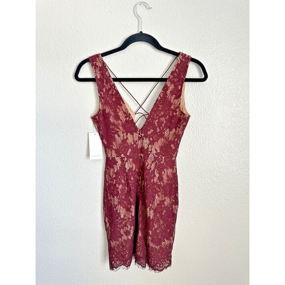 NEW Tobi Dress Women's Size XS Gabi Plunging Lace Up Mini Wine & Nude Sleeveless - Picture 2 of 5